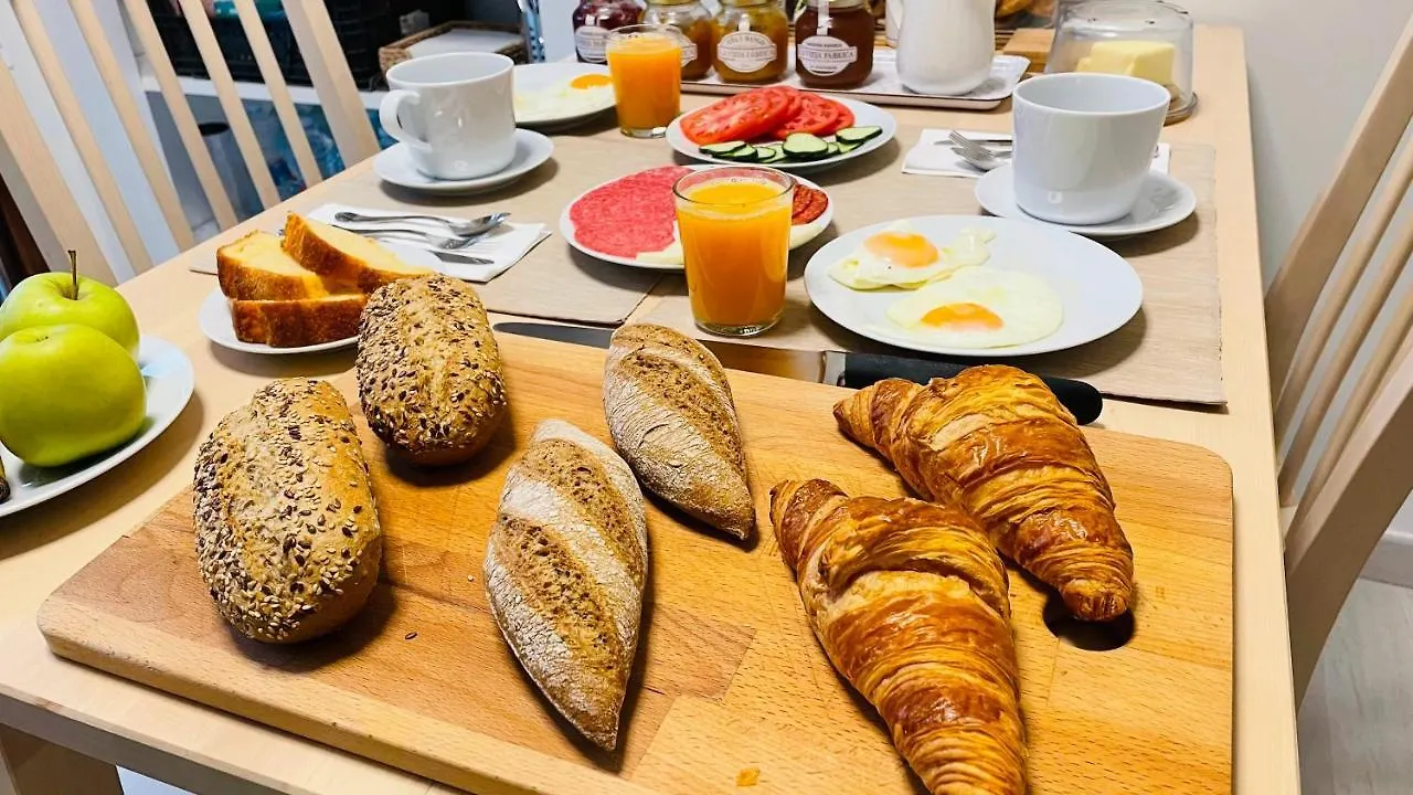 Casa Carlini Bed & Breakfast Getxo 0*,
